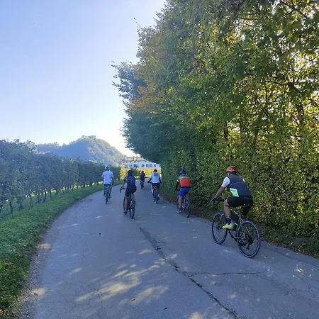 Lägenhet Ca Del Parco Montebelluna